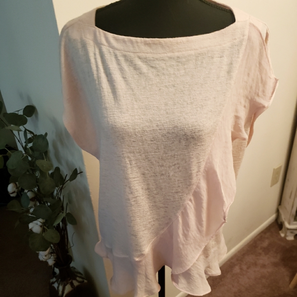 Banana Republic ruffled t-shirt